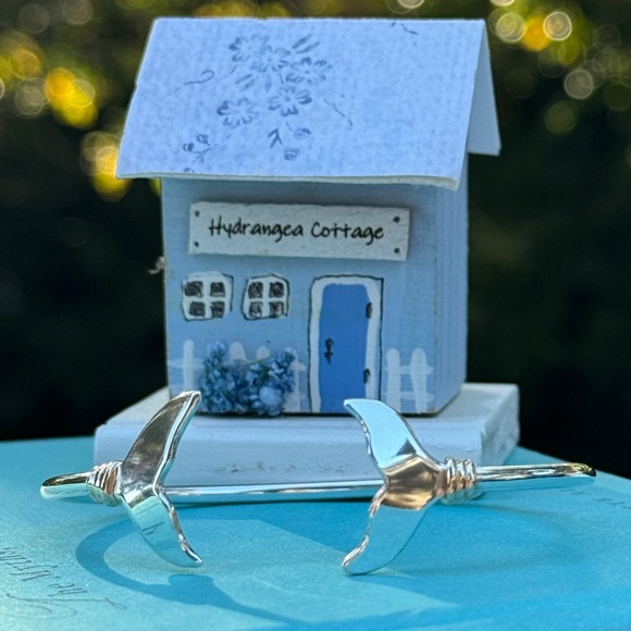 Eden Hand Arts Whale Tail Bracelet - Picture 9 of 10